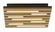 Moderne plafondlamp van hout met horizontale strepen, gezien van onderaf