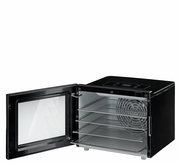 Dörrautomat Basic Elektro Line mit geöffneter Tür, seitliche Perspektive, zeigt die Innenfächer und das Bedienfeld.