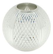 Kugelförmige Tischleuchte AIDA mit facettiertem Glasdesign, Ansicht von oben