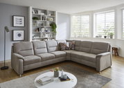 Eckgarnitur Beldomo Comfort ERFURT in einem modernen Wohnzimmer, seitliche Perspektive