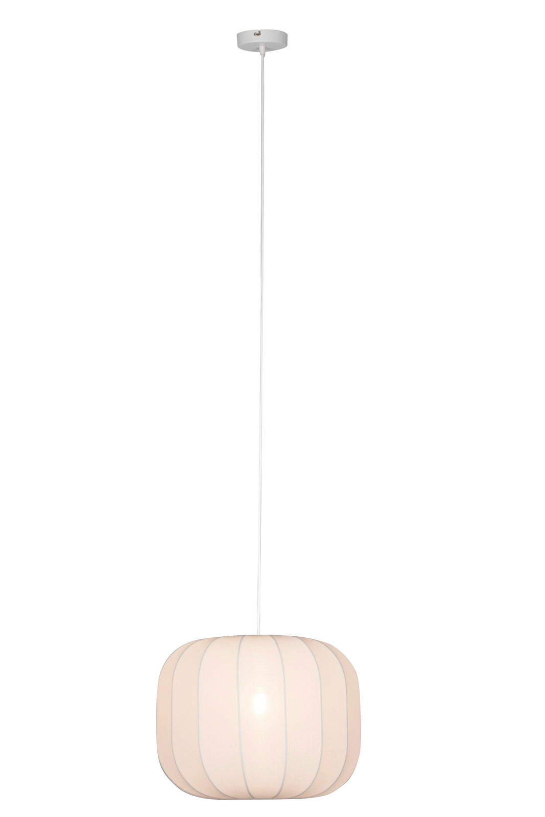 Hängeleuchte in Seitenansicht mit weißem, kugelförmigem Lampenschirm und langem Kabel