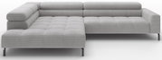 Lichtgrijze L-vormige hoekbank met chaise longue links, ribstof bekleding, gecapitonneerde kussens en zwarte metalen poten, weergegeven in schuin vooraanzicht