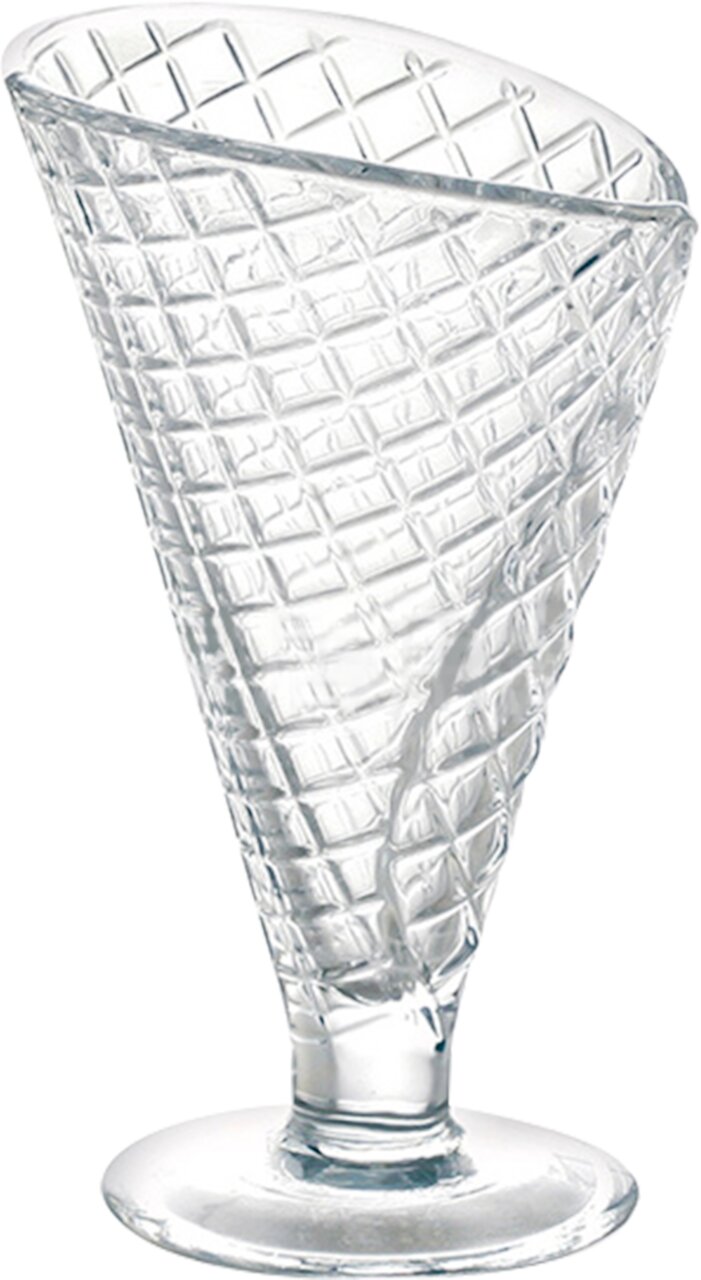 Eisbecher aus Glas mit rautenförmigem Muster, seitliche Perspektive