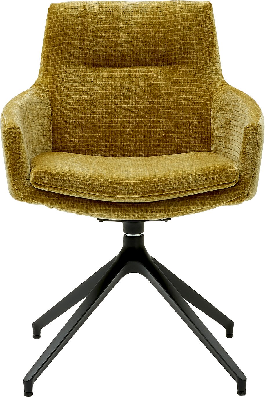 Vooraanzicht van een fauteuil met mosterdgele stoffen bekleding en een zwart metalen frame.