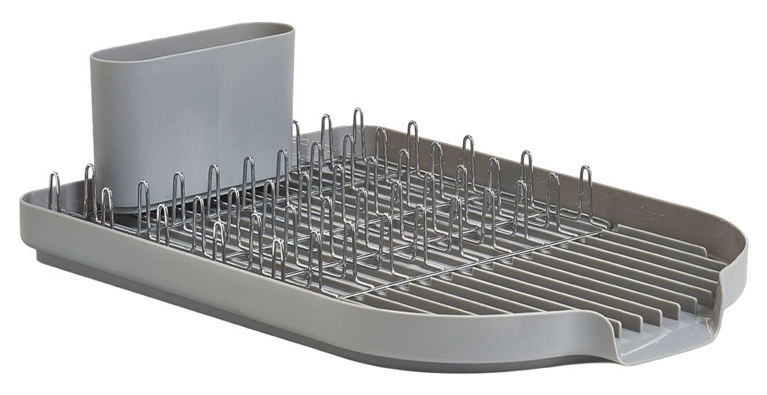 Grauer Geschirrabtropfständer mit Metallgestell und Besteckhalter, seitliche Perspektive