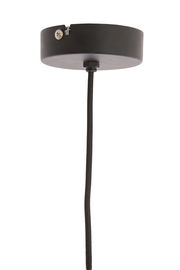 Nahaufnahme der schwarzen Deckenhalterung einer Hängeleuchte mit Kabel, seitliche Perspektive