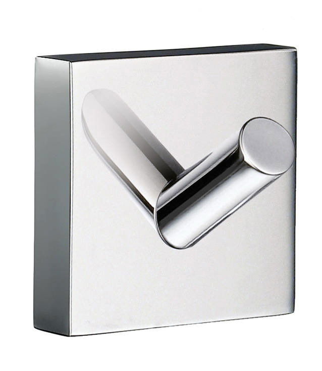 Moderner, verchromter Handtuchhaken in quadratischer Form, seitliche Perspektive