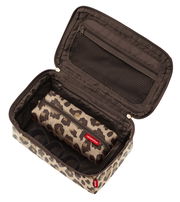 Offenes Beautycase-Set mit Leopardenmuster, Innenansicht mit Netzfächern und herausnehmbarer Tasche, Draufsicht.