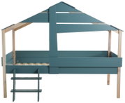 Hausbett aus Holz mit Dachkonstruktion und Leiter, seitliche Perspektive