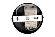 Achterkant van een led-wandlamp met zichtbare elektrische onderdelen en kabels.