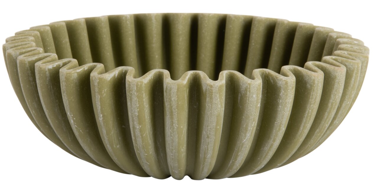 Mittlere Schale in Dunkelgrün mit geriffeltem Design, seitliche Perspektive