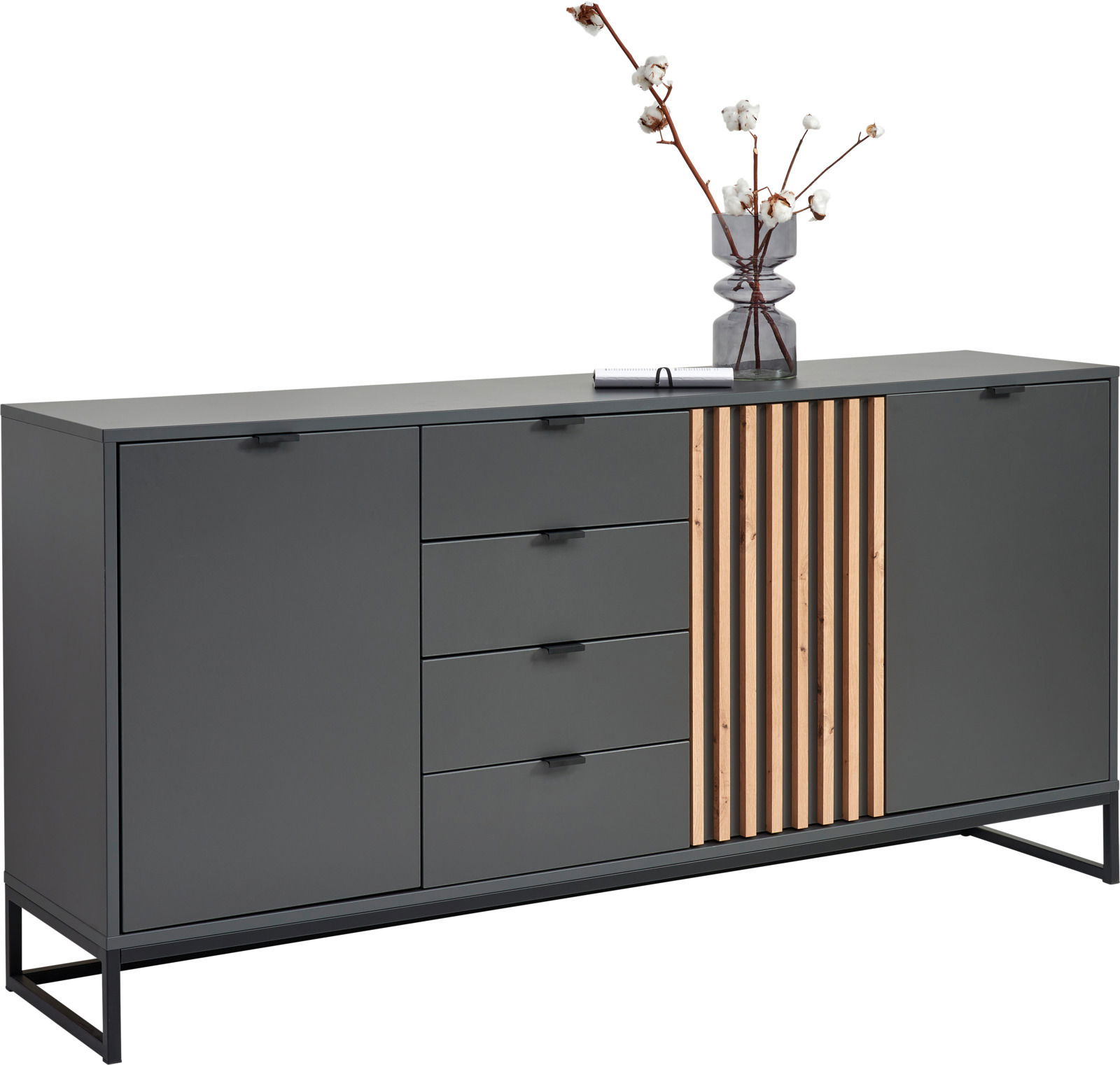 Modernes XL-Sideboard in dunklem Grau mit Holzstreifenakzent, vier Schubladen und zwei Türen, seitliche Perspektive