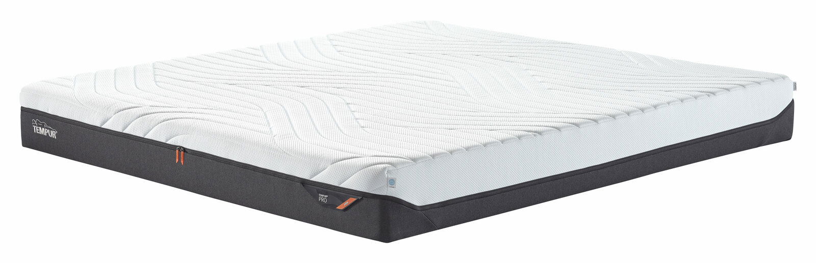 Tempur Viscomatratze PRO COOLQUILT Viscomatratze 160x200 firm in seitlicher Perspektive, mit weißem Obermaterial und dunklem Unterteil.