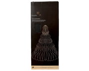 Verpackung einer Papierdekoration in Form eines Baumes, Vorderansicht