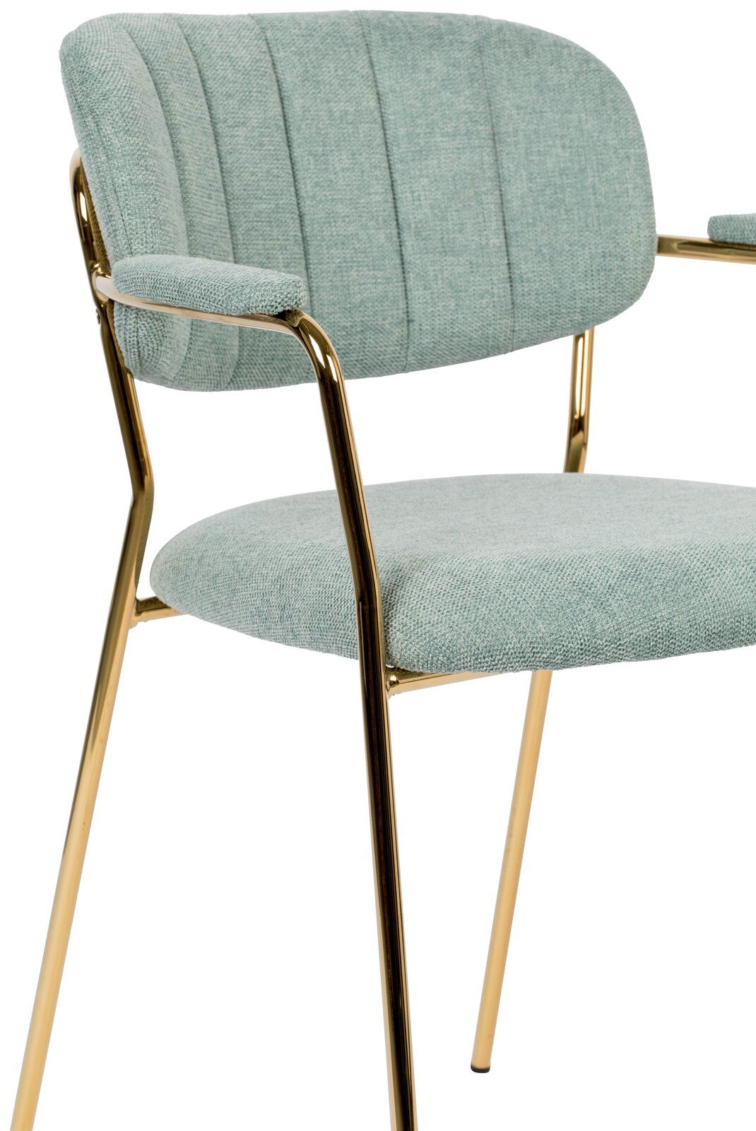 Moderner Armlehnstuhl mit hellgrünem Stoffbezug und goldenen Metallbeinen, seitliche Perspektive
