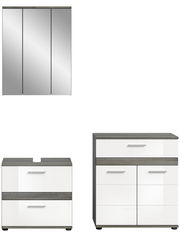 Badezimmermöbel-Set bestehend aus einem dreitürigen Spiegelschrank, einem Waschbeckenunterschrank und einem Hochschrank, frontal abgebildet.