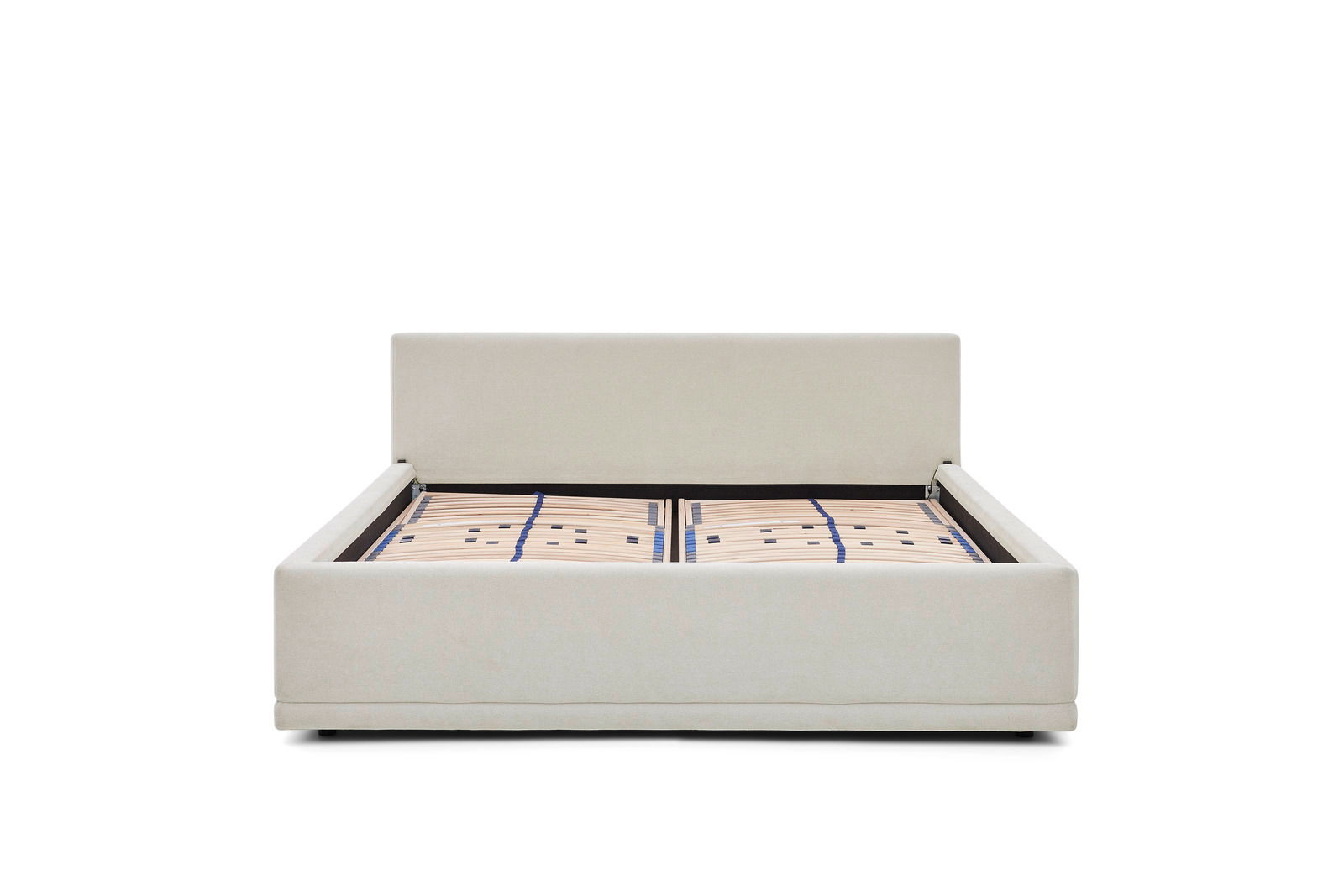 Frontale Ansicht eines Polsterbettgestells mit Lattenrost, schlichtes Design in hellem Stoff.