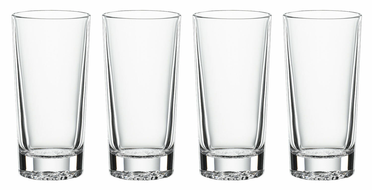 Vier hohe, schlanke Longdrinkgläser aus klarem Glas, frontal nebeneinander aufgereiht.