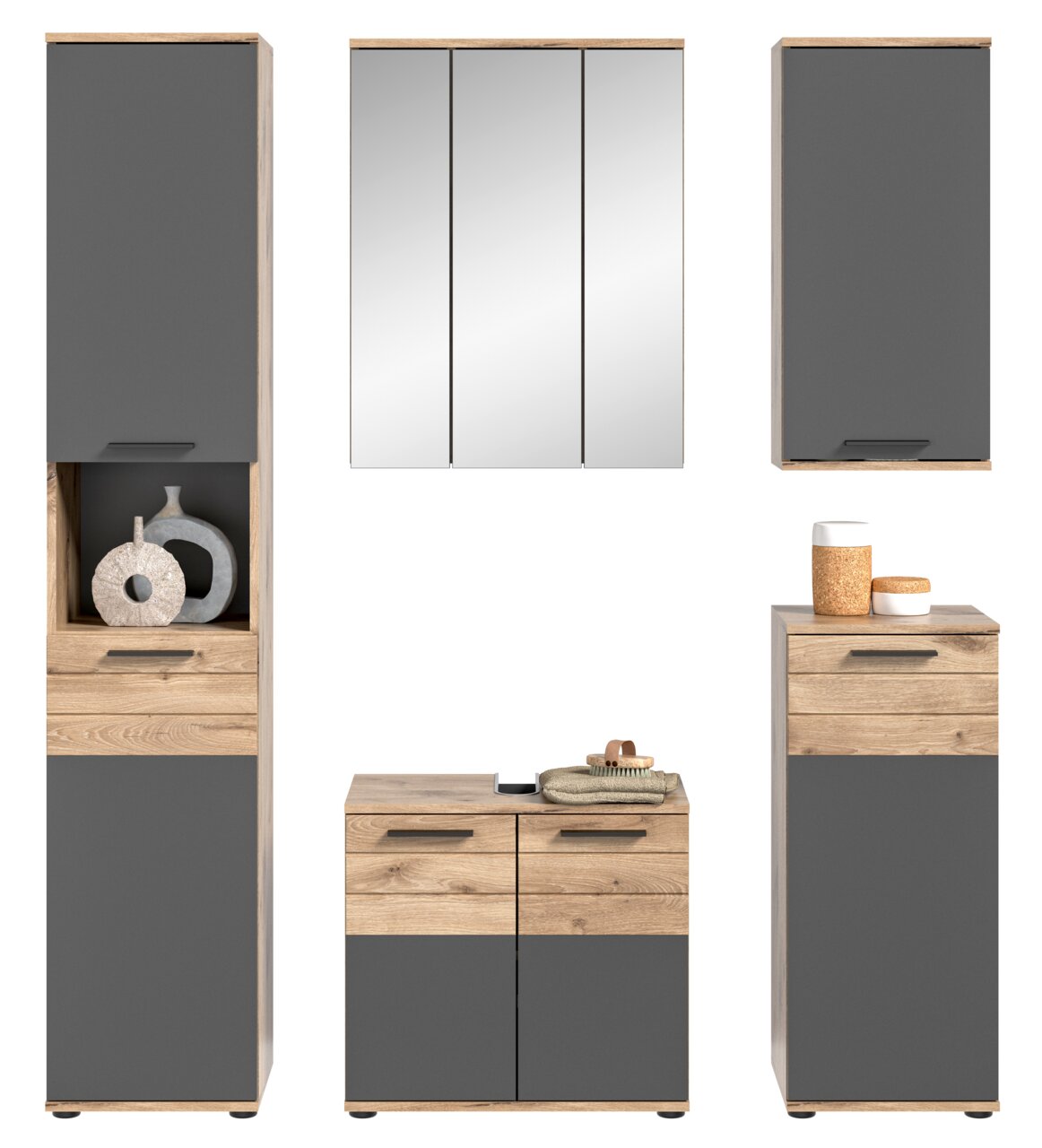 Moderne Badkombination mit grauen und holzfarbenen Elementen, bestehend aus einem hohen Schrank, einem Spiegelschrank, einem Hängeschrank und zwei Unterschränken. Frontalansicht.