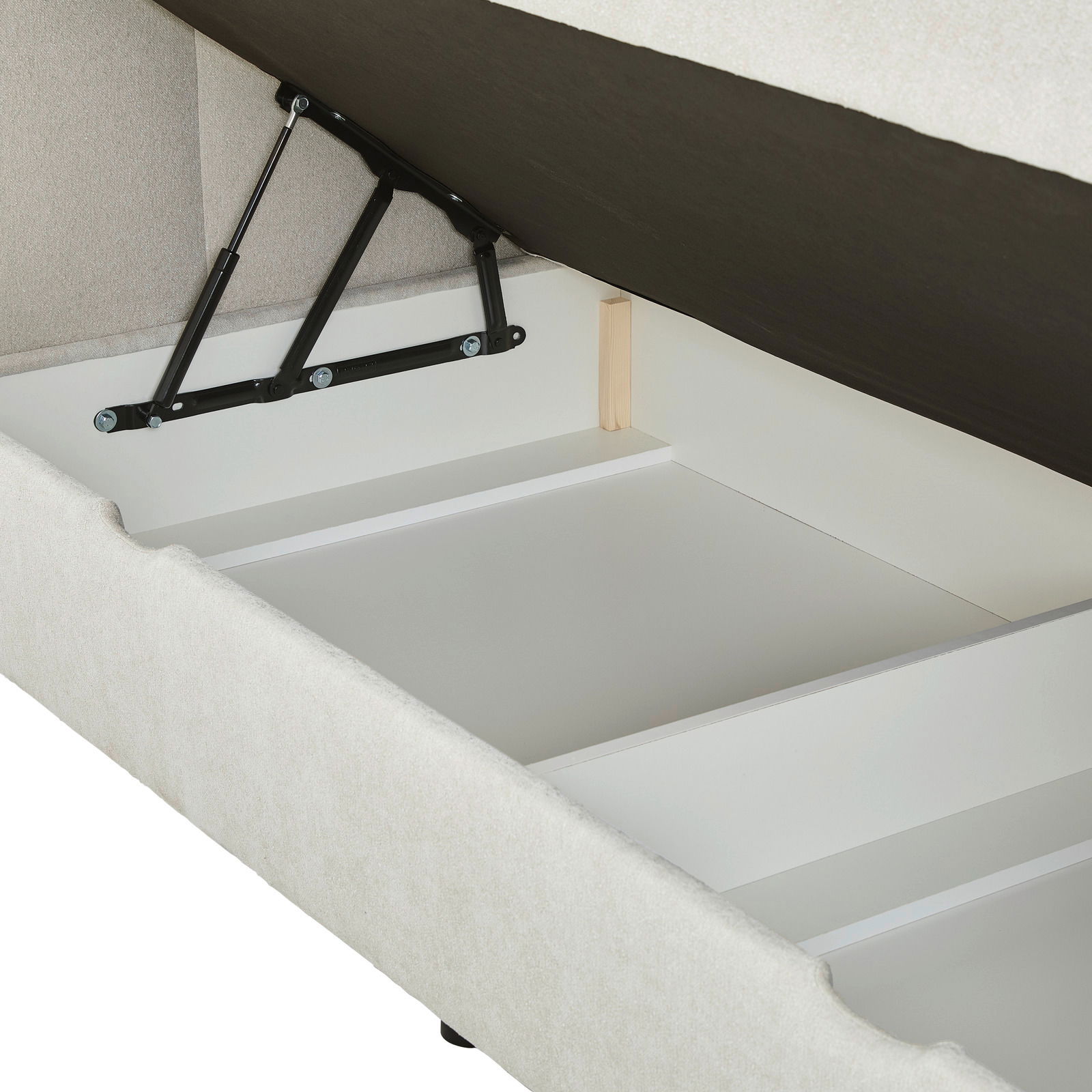 Boxbett mit geöffnetem Stauraum, seitliche Perspektive