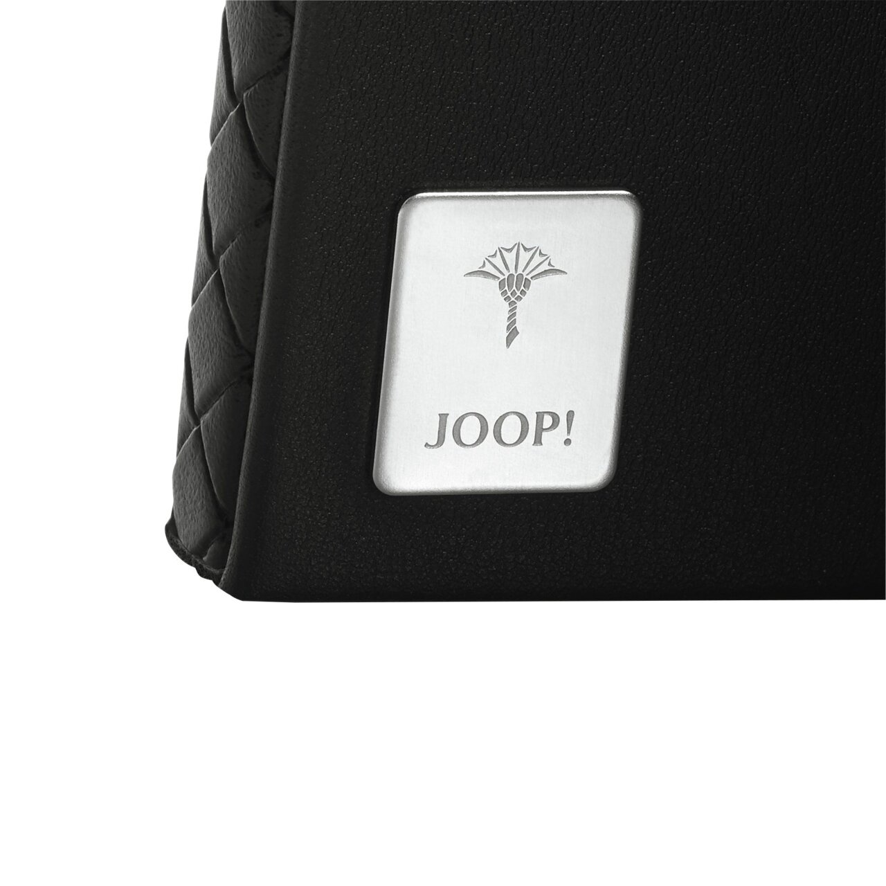 Close-up van een zwarte fotolijst met een zilveren Joop-logo op de voorkant.