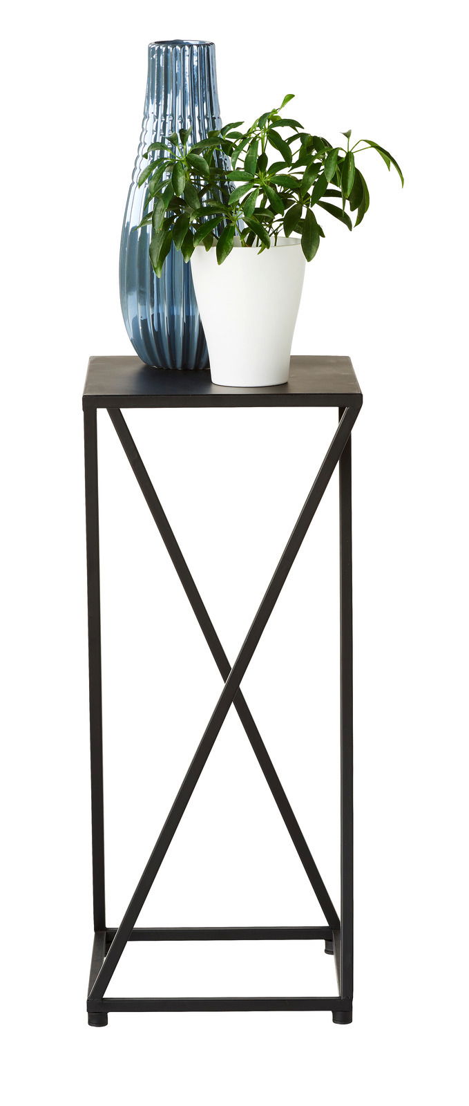 Moderner Beistelltisch mit schwarzem Metallgestell und quadratischer Tischplatte, darauf eine blaue Vase und ein weißer Blumentopf mit grüner Pflanze, frontal betrachtet.