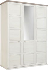 Drehtürenschrank 3-türig in heller Holzoptik mit einem großen Spiegel in der mittleren Tür, seitliche Perspektive