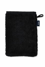 Schwarzer Waschhandschuh aus Frottee, frontal abgebildet mit einer Schlaufe und einem Markenetikett an der Seite.