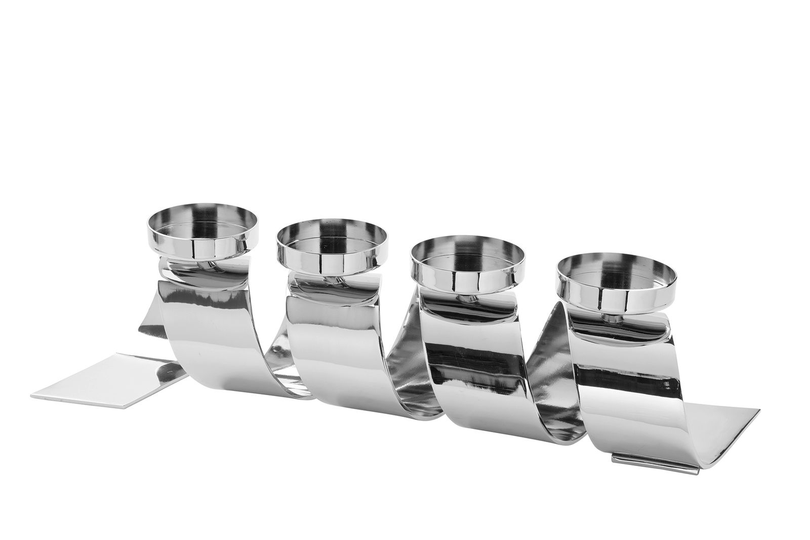 Moderner, silberner 4-flammiger Leuchter mit geschwungenem Design, seitliche Perspektive.