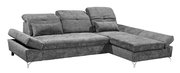 Graues Ecksofa mit verstellbaren Kopfstützen und Armlehnen, Perspektive von vorne rechts