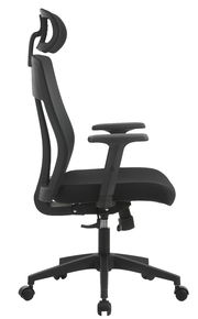 Seitliche Ansicht eines schwarzen Drehstuhls mit Kopfstütze und Armlehnen.