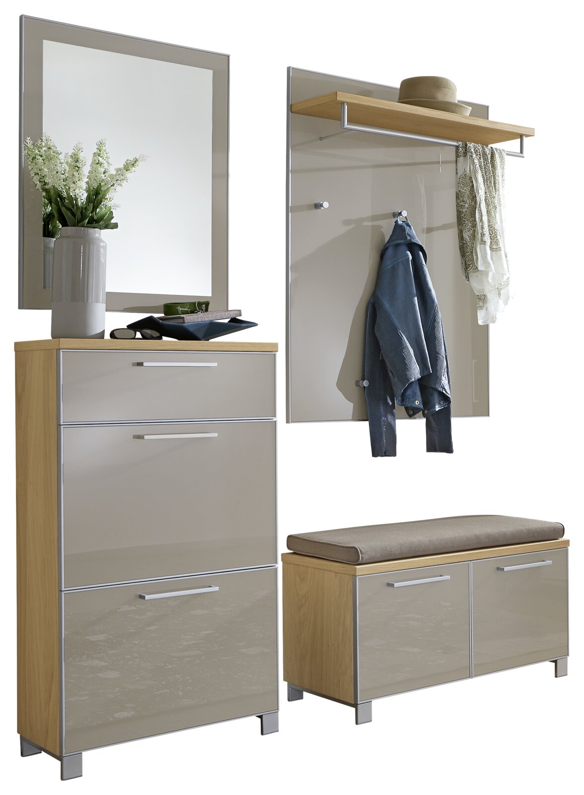 Garderobeset van 5-delig in een moderne hout- en hoogglanslook, bestaande uit een spiegel, een schoenenkast, een bankje met opbergruimte en een wandgarderobe met hoedenplank. Vooraanzicht.