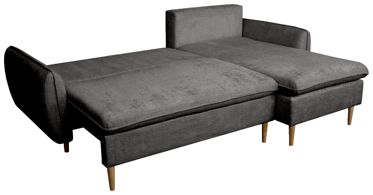 Graues Ecksofa mit Holzbeinen, von schräg vorne betrachtet.