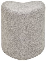 Grauer, texturierter Hocker XORA ANIKA in Herzform, seitliche Perspektive