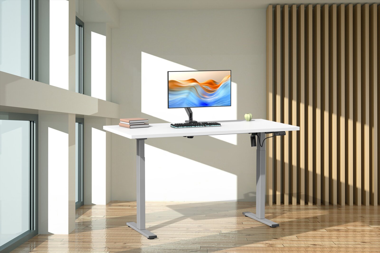 Höhenverstellbarer Schreibtisch mit weißer Tischplatte und grauem Metallgestell, mit Monitor, Tastatur und Büchern in modernem, lichtdurchflutetem Büro – Perspektive: frontale leicht seitliche Ansicht.