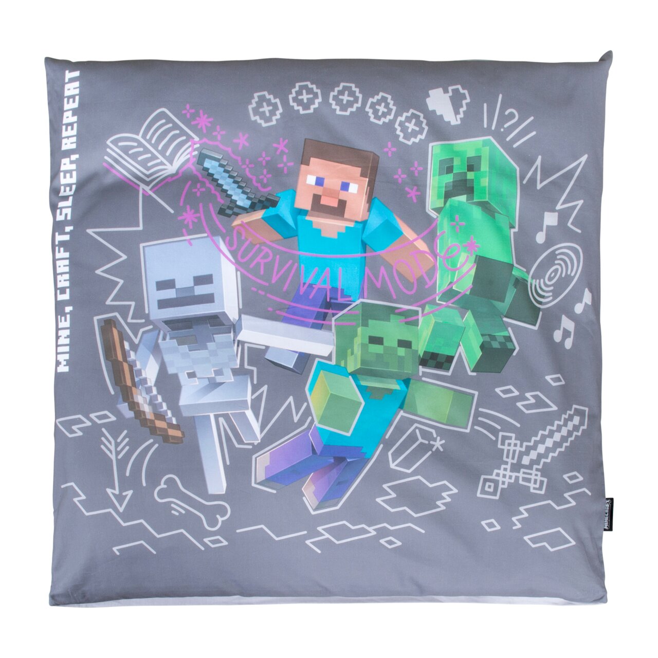 Quadratisches graues Minecraft-Kissen mit farbigem Print (Steve, Creeper, Zombie und Skelett) und Schriftzug „SURVIVAL MODE“, Frontansicht.