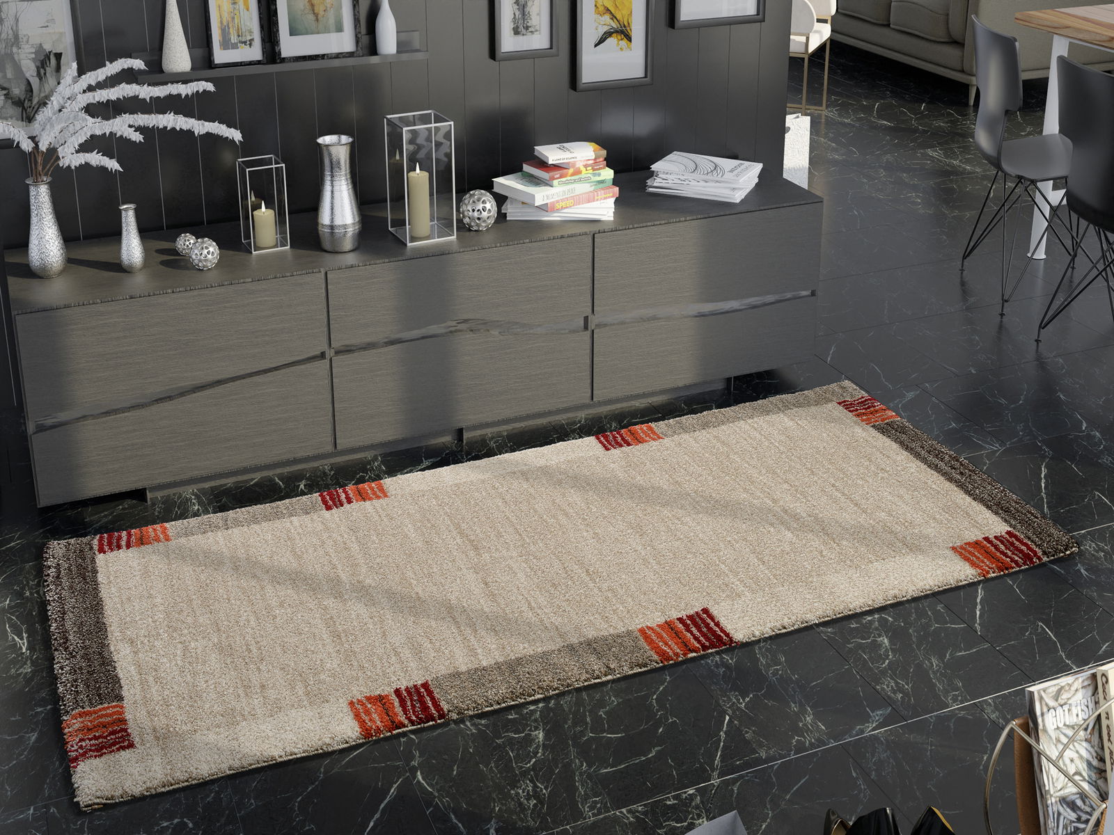 Moderner Teppich in Beige mit roten und braunen Akzenten, in einem stilvollen Wohnzimmer auf dunklem Marmorboden platziert, aus der Vogelperspektive betrachtet.