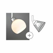 Dekoschirm Wolbi in seitlicher Perspektive, zeigt eine runde, weiße Lampenabdeckung mit silbernem Anschluss.