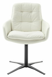 Weißer Armlehnstuhl mit gepolsterter Sitzfläche und Rückenlehne, auf schwarzem Drehfuß, Frontalansicht