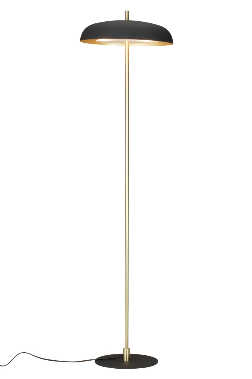 Moderne Stehleuchte mit schwarzem Schirm und goldfarbenem Ständer, seitliche Perspektive