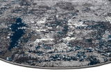 Designer Teppich in abstraktem Muster mit Blau- und Grautönen, Nahaufnahme der Oberfläche
