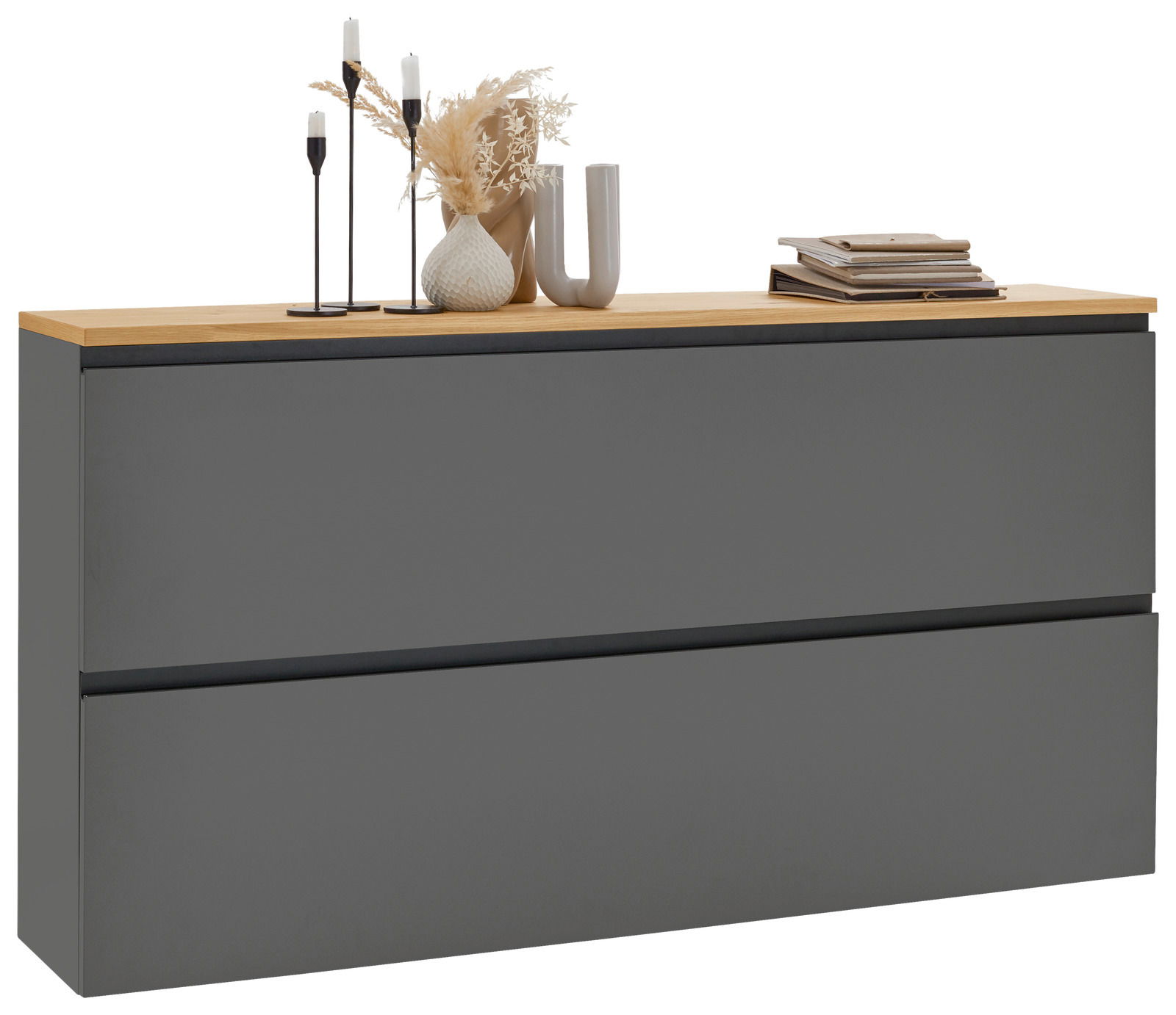 Dieter Knoll Hängeschuhschrank SORRENT Moderner Hängeschuhschrank in Grau mit Holzoberfläche, dekoriert mit Kerzen und Vasen, seitliche Perspektive