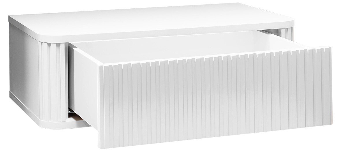 Witte rolluikkast/dressoir met geribbeld front en afgeronde hoeken, één roldeur gedeeltelijk geopend, schuin vooraanzicht.