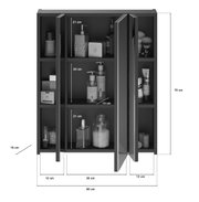 Schwarzer Badezimmerschrank mit drei Türen, gefüllt mit Pflegeprodukten, aus der Frontansicht. Maße: 70 cm hoch, 60 cm breit, 18 cm tief.