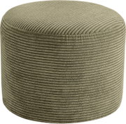 Olivgrüner, runder Pouf/Hocker mit gerippter Cord-Optik, freigestellt auf weißem Hintergrund, Ansicht leicht von oben