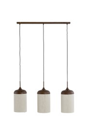 Dreiflammige Pendelleuchte mit drei zylindrischen Schirmen in Holzoptik und hellem Textil, an schwarzem Kabel von einer Holz-Deckenleiste hängend, frontale Ansicht