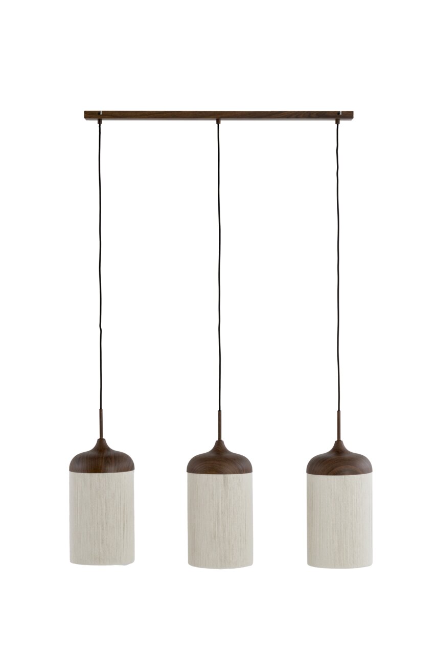 Dreiflammige Pendelleuchte mit drei zylindrischen Schirmen in Holzoptik und hellem Textil, an schwarzem Kabel von einer Holz-Deckenleiste hängend, frontale Ansicht