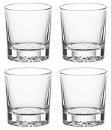 Vier Whiskybecher aus klarem Glas, frontal abgebildet, ideal für stilvollen Genuss.