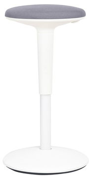 Moderner Sitzhocker mit grauer Sitzfläche und weißem Standfuß, seitliche Perspektive