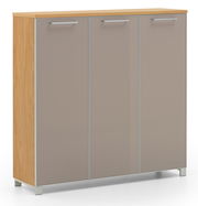 XL-Schuhschrank mit drei Türen in Holzoptik und grauen Fronten, seitliche Perspektive